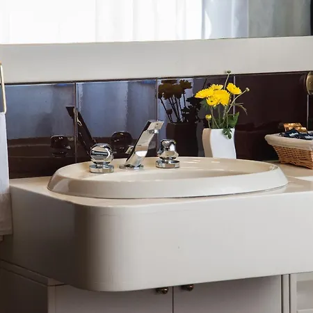 Magnolia Luxury بيت ضيافة 4*
