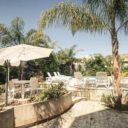 Magnolia Luxury بيت ضيافة Nardò