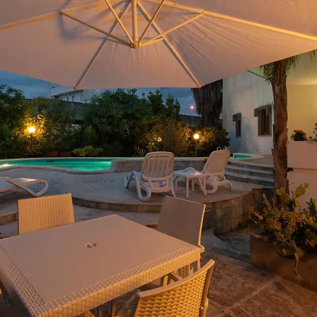 Magnolia Luxury بيت ضيافة Nardò